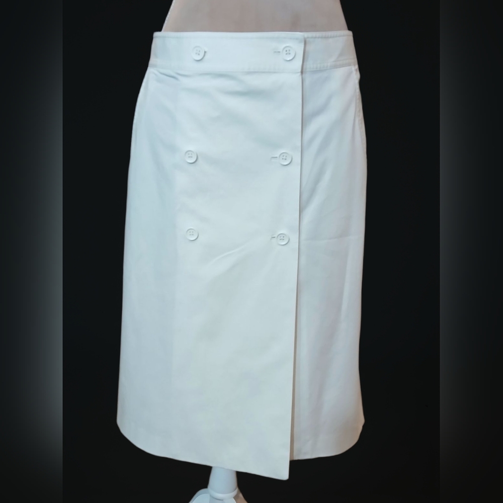 DKNY Crisp White Knee Length Double Button Wrap Skirt Womans 14 Old Money